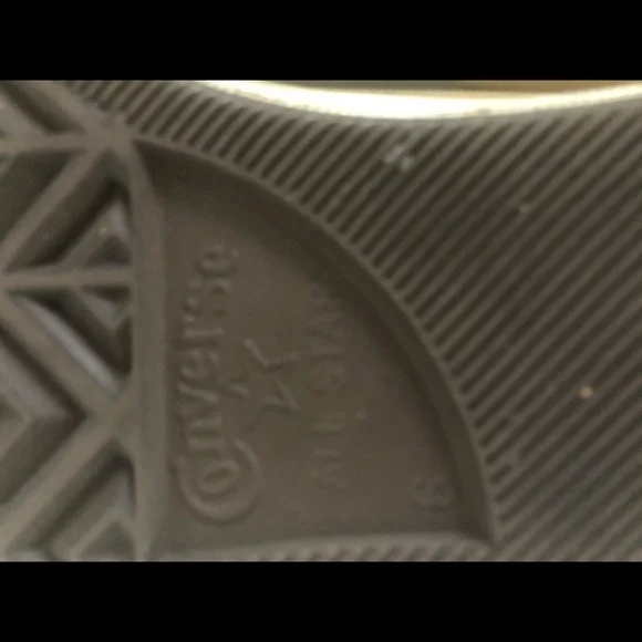 Comme des Garçons Converse Sneakers. - Picture 6 of 6